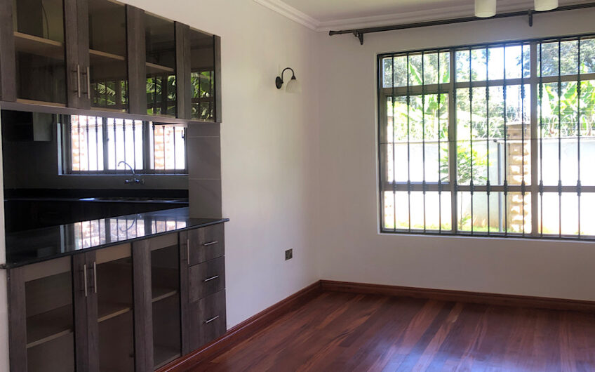 Brand new 4 bedroom house for rent