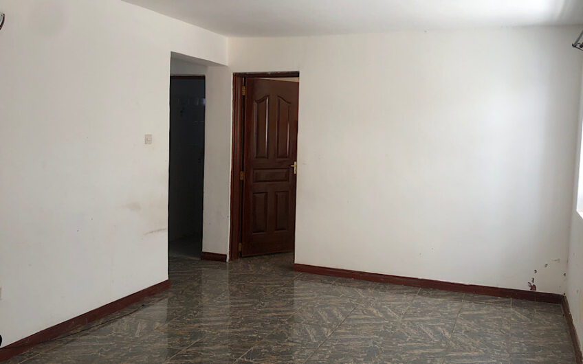 3 bedroom house with a swimming pool for rent in Karen
