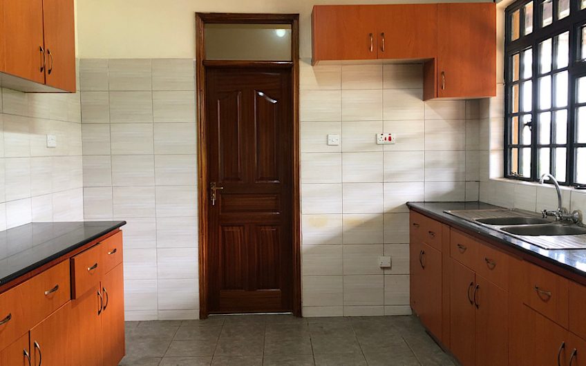 3 bedroom house for rent in Karen plains with DSQ