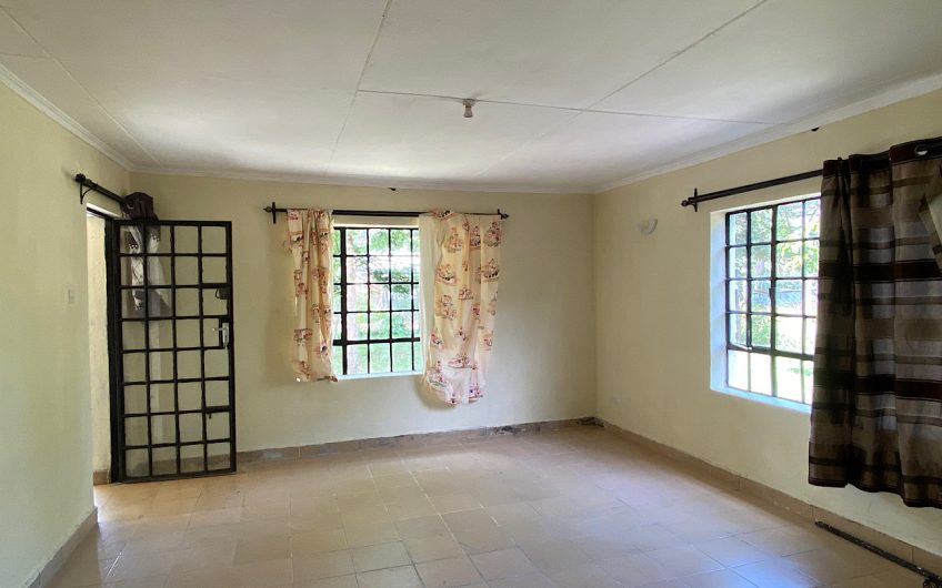 2 bedroom house for rent in Karen with a compound