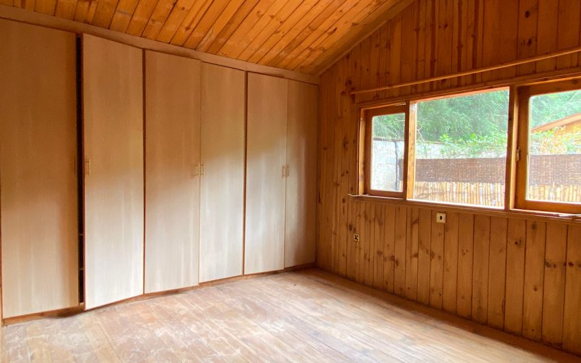3 bedroom wooden house for rent in Karen area