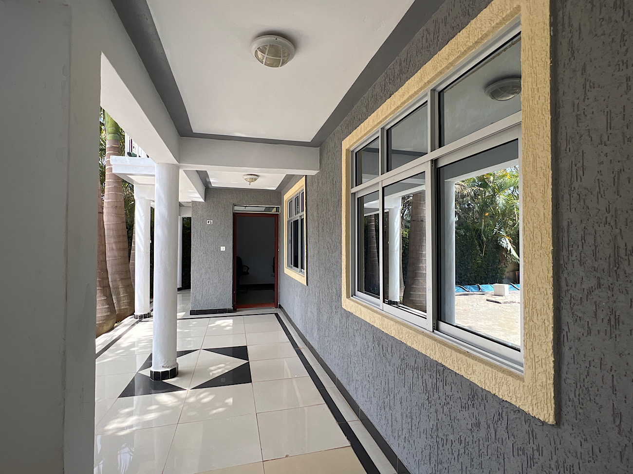 1 Bedroom Apartment with pool and Gym for Rent Diamond City Villas