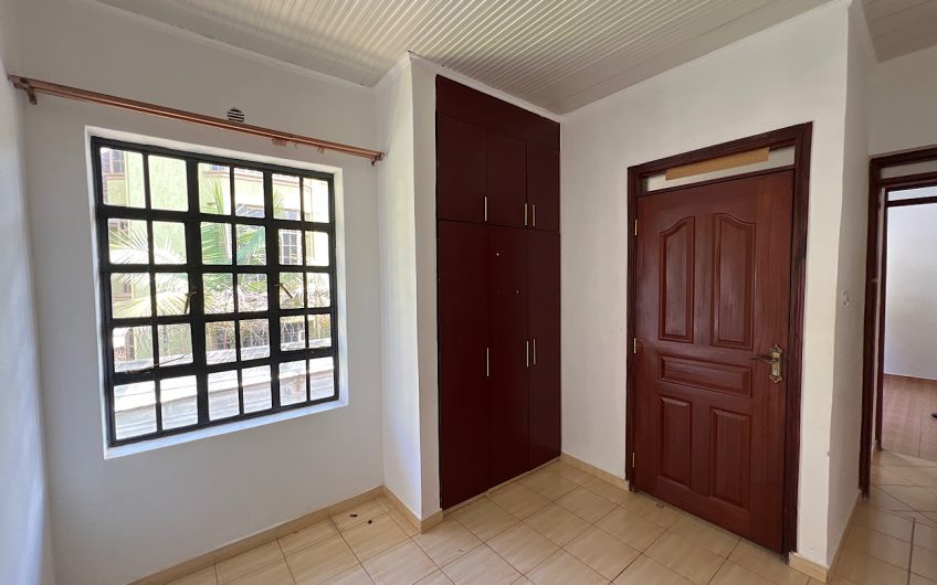 4 bedroom house for rent in Karen Kerarapon