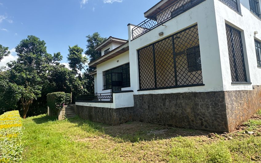 4 bedroom house for rent in Kerarapon karen