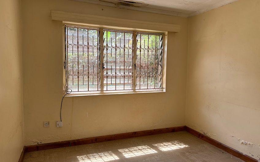 One bedroom house for rent in Karen