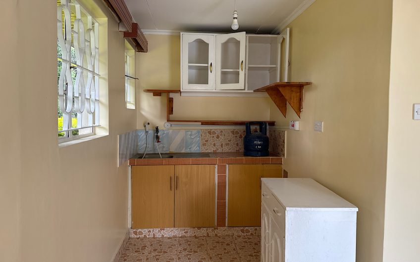 2 bedroom house for rent at Karen Kenya