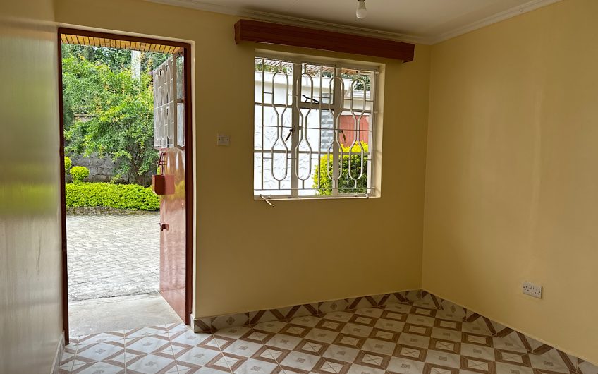 2 bedroom house for rent at Karen Kenya