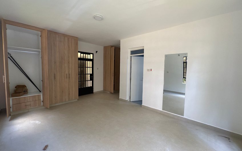 3 bedroom apartment with DSQ for rent in Karen