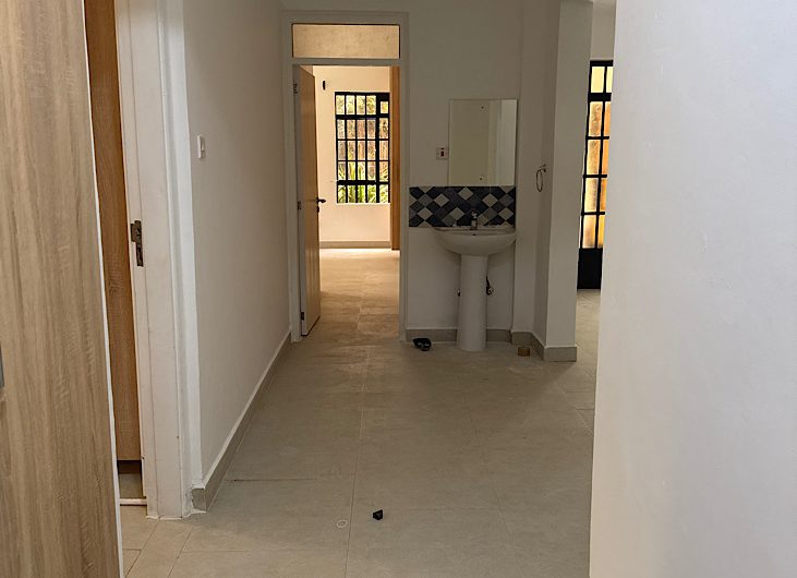 3 bedroom apartment with DSQ for rent in Karen