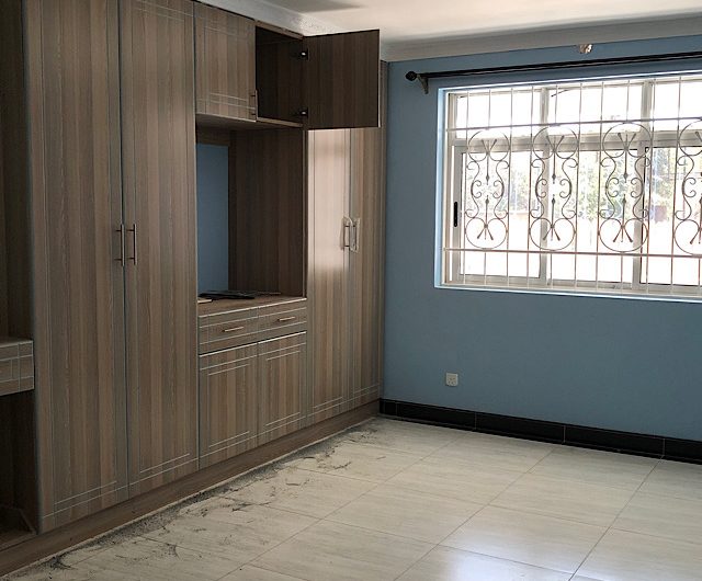 3 bedroom apartment for rent in Karen with swimming pool and gym