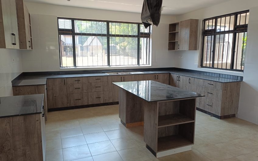 4 Bedroom House for Rent in Karen Bogani road