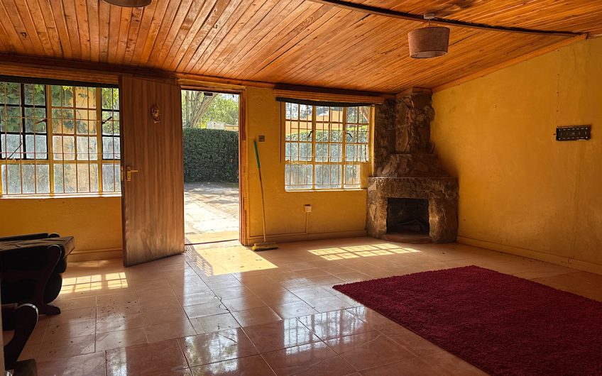 2 bedroom house with a garden in Karen Langata