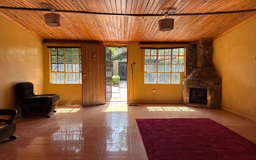 2 bedroom house with a garden in Karen Langata