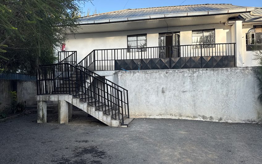 2 bedroom house for rent in Karen with a compound