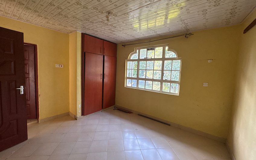 2 bedroom house for rent in Karen with a compound