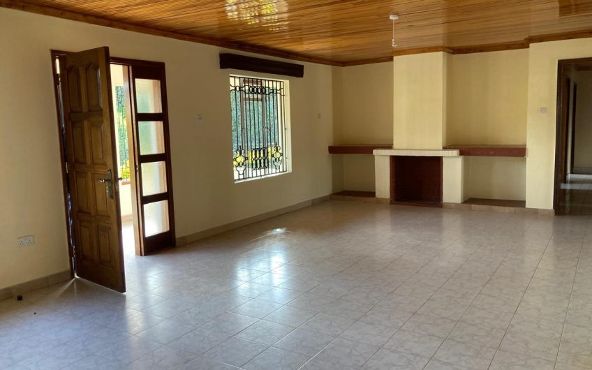 3 bedroom house for rent in Karen, Langata road