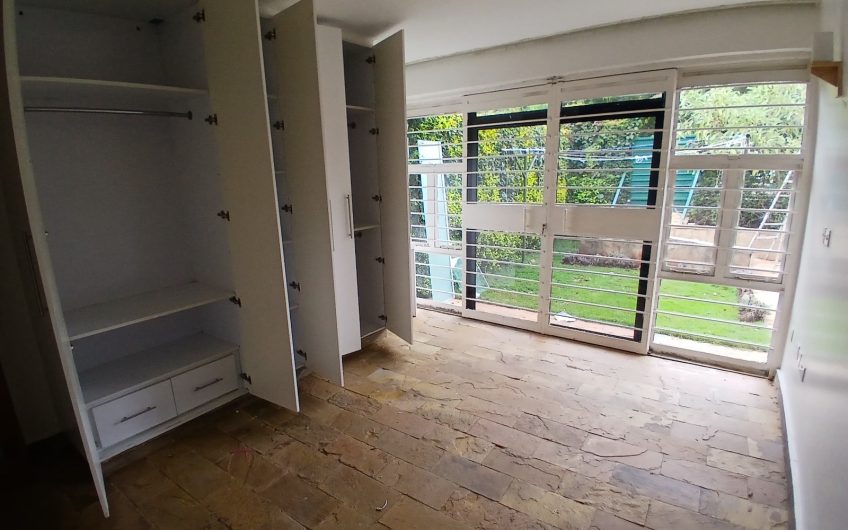 Executive 3 bedroom house for rent in Karen Windridge