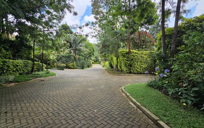 5 bedroom house all en-suite for rent in Karen Miotoni