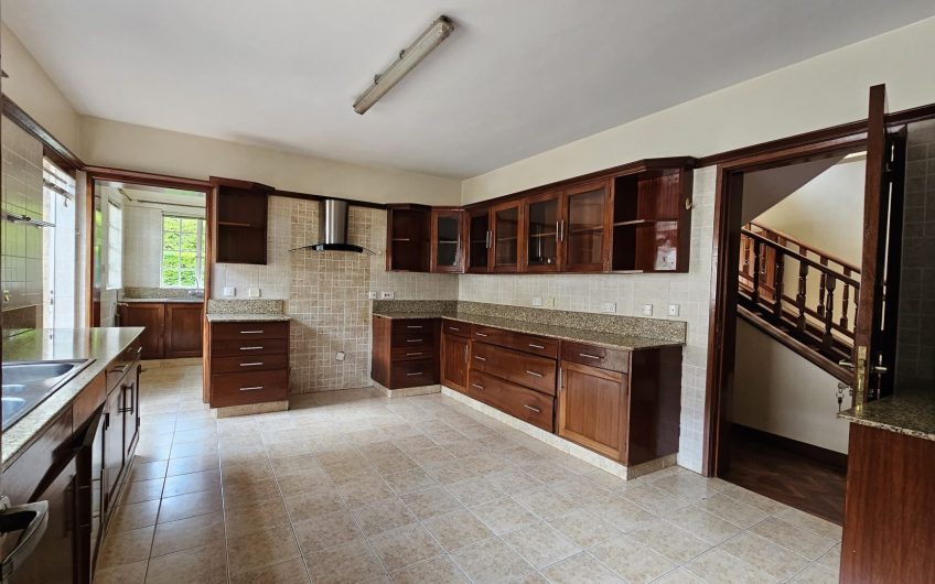5 bedroom house all en-suite for rent in Karen Miotoni