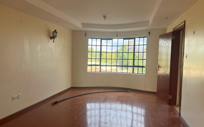 3 bedroom apartment for rent at Kerarapon Karen