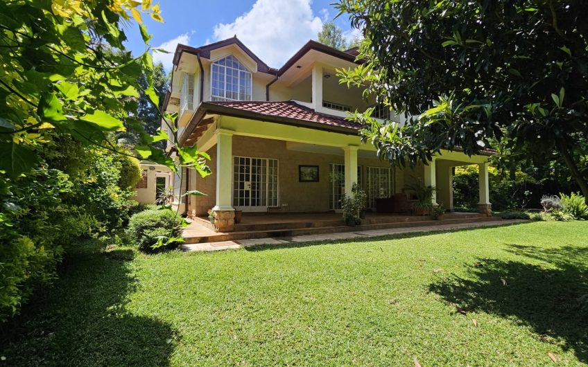 5 bedroom house all en-suite for rent in Karen Miotoni