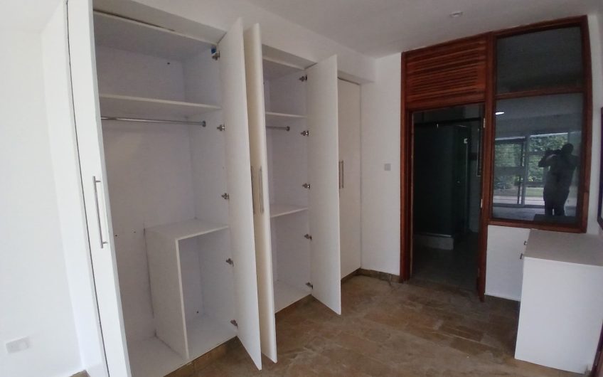 Executive 3 bedroom house for rent in Karen Windridge