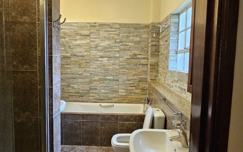 5 bedroom house all en-suite for rent in Karen Miotoni