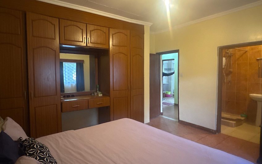 3 bedroom house for rent in Karen with a DSQ