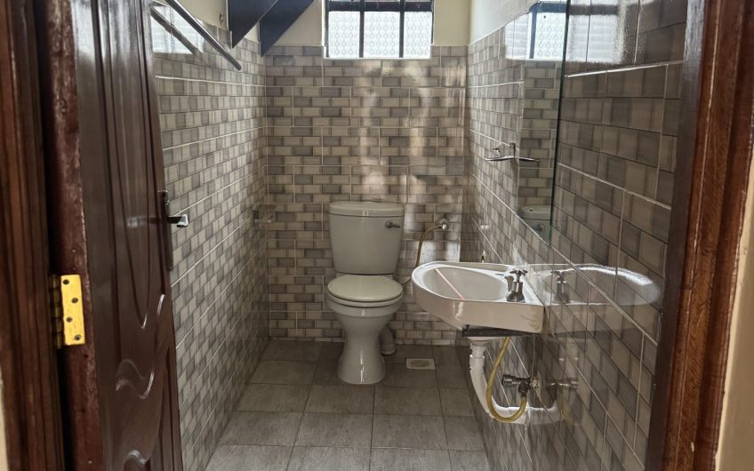 3 bedroom house with DSQ for rent in Karen