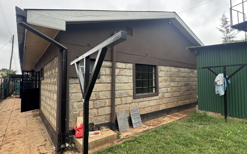 3 bedroom house with DSQ for rent in Karen