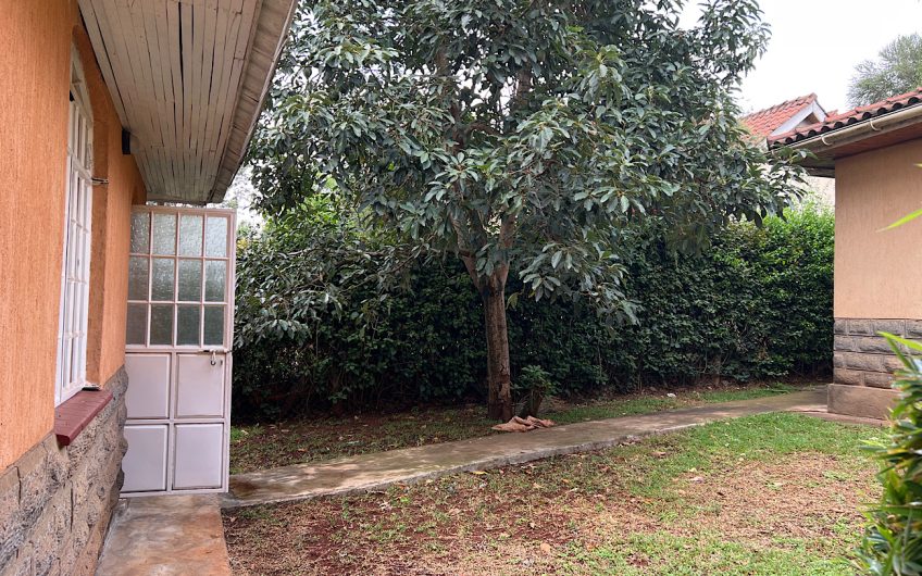 1 bedroom house with a garden for rent in Karen