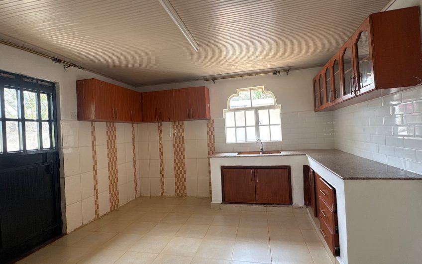 4 bedroom house for rent in Karen