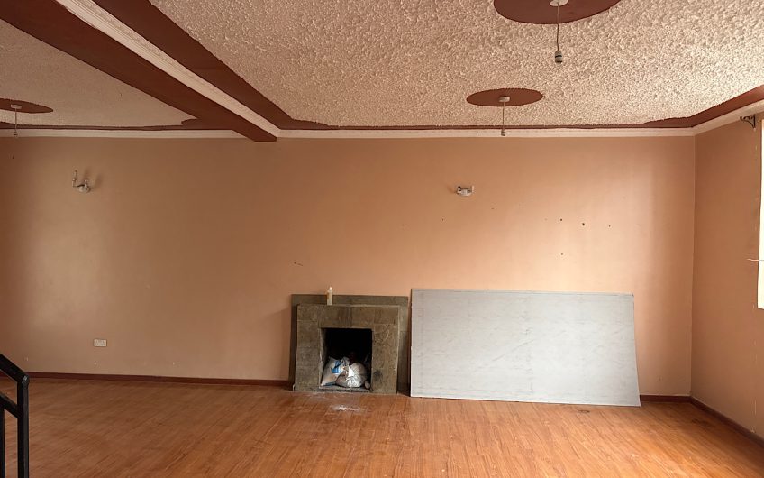 4 bedroom house for rent at Kerarapon Karen