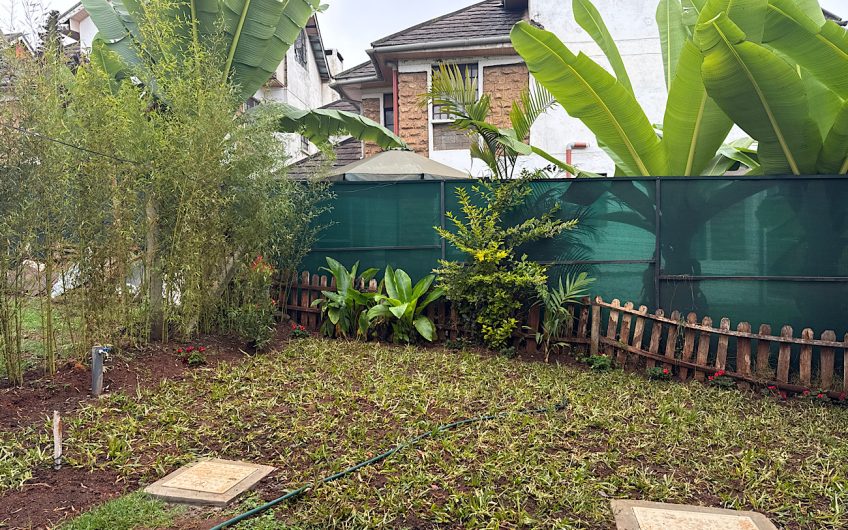 4 bedroom house for rent at Kerarapon Karen