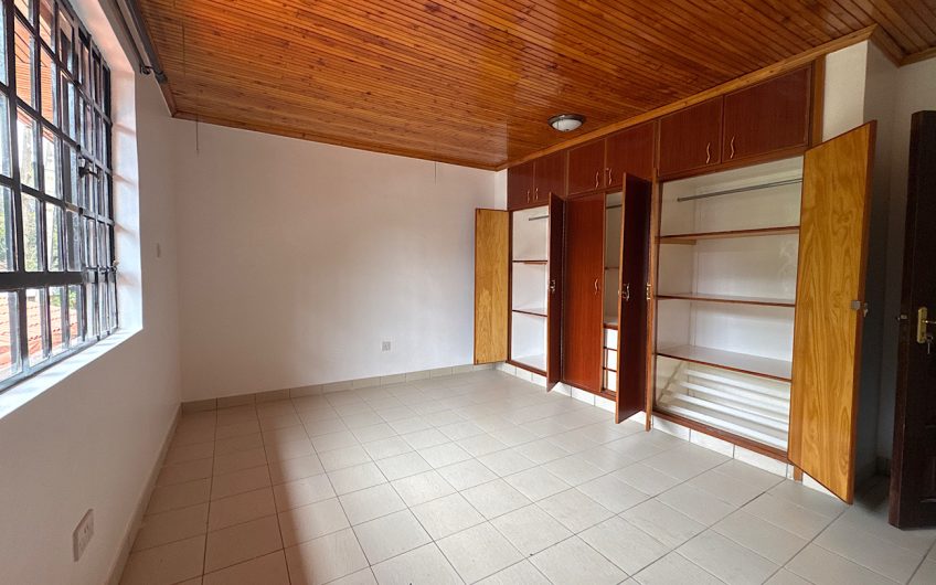 4 bedroom house for rent in Karen Miotoni