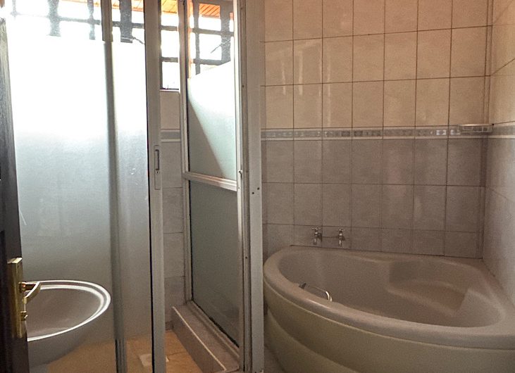 4 bedroom house for rent in Karen Miotoni