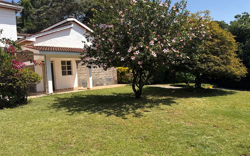 3-Bedroom House with DSQ for Rent – Mukoma Road, Karen (Near Banda School) – KES 120,000