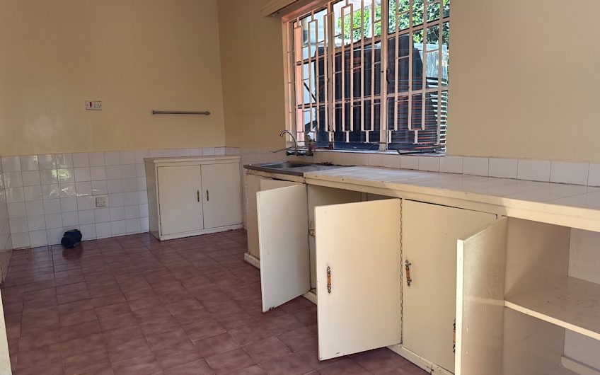 3-Bedroom House with DSQ for Rent – Mukoma Road, Karen (Near Banda School) – KES 120,000