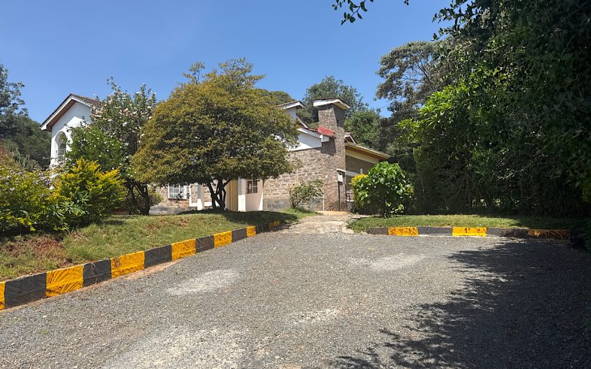 3-Bedroom House with DSQ for Rent – Mukoma Road, Karen (Near Banda School) – KES 120,000