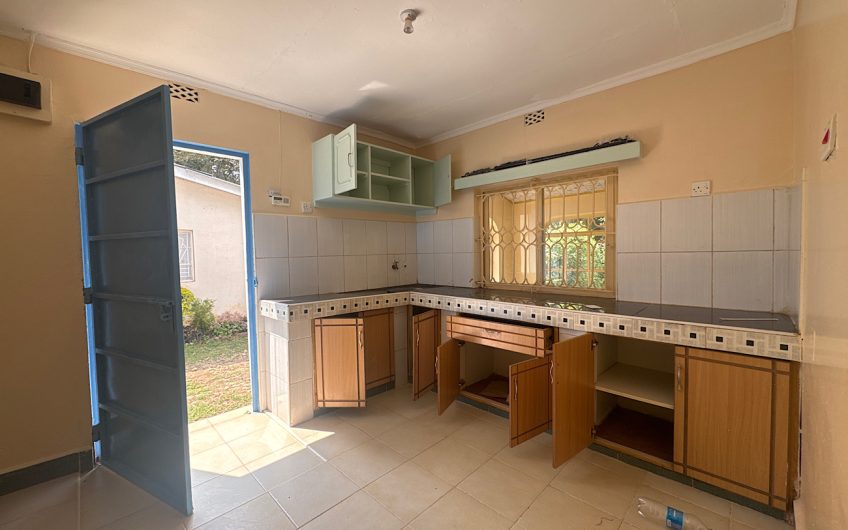 2 bedroom house for rent in Karen