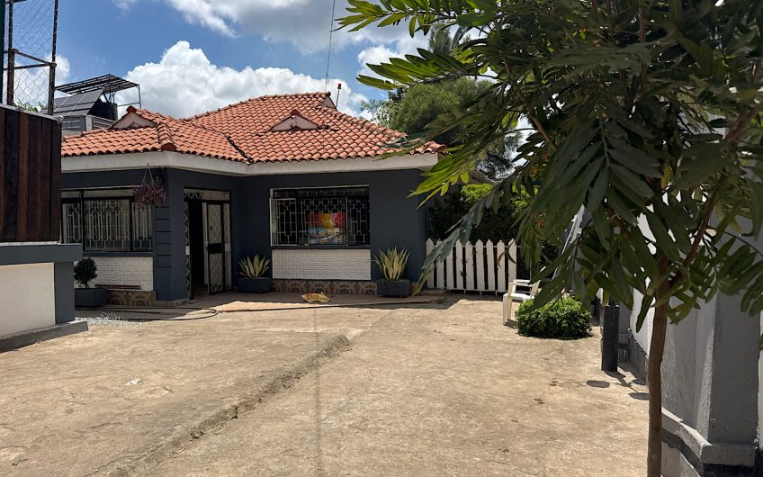 Charming 3-Bedroom House for Rent in Kerarapon Drive, Karen – KES 120,000