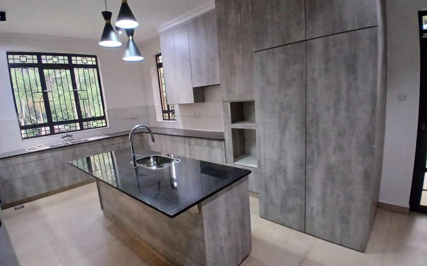Luxury 4-Bedroom All-En-Suite Residence for Rent in Karen – Modern Living on Half an Acre