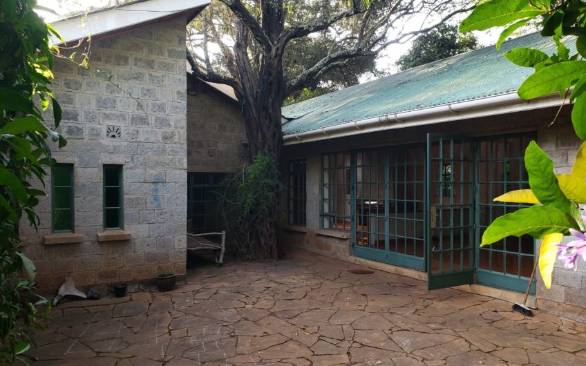 Luxury 2-Bedroom House for Rent in Karen on Half Acre Near Giraffe Centre – En-Suite, Spacious & Serene