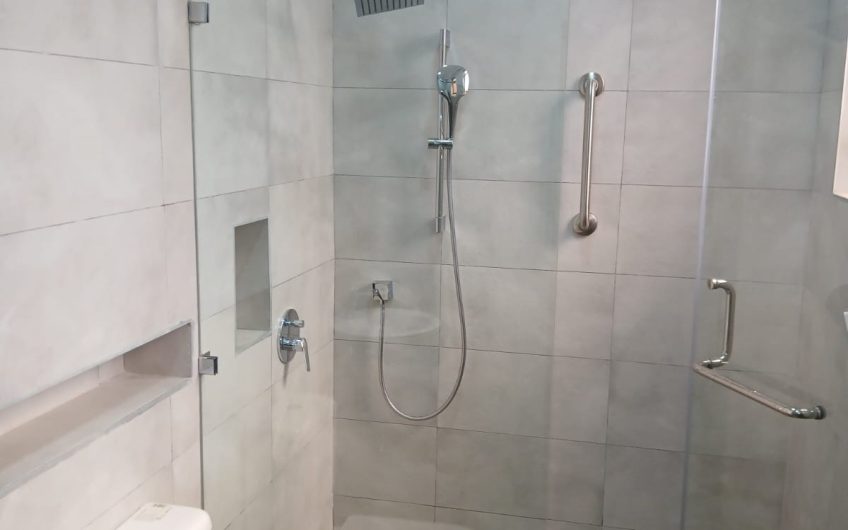 Luxury 4-Bedroom All-En-Suite Residence for Rent in Karen – Modern Living on Half an Acre