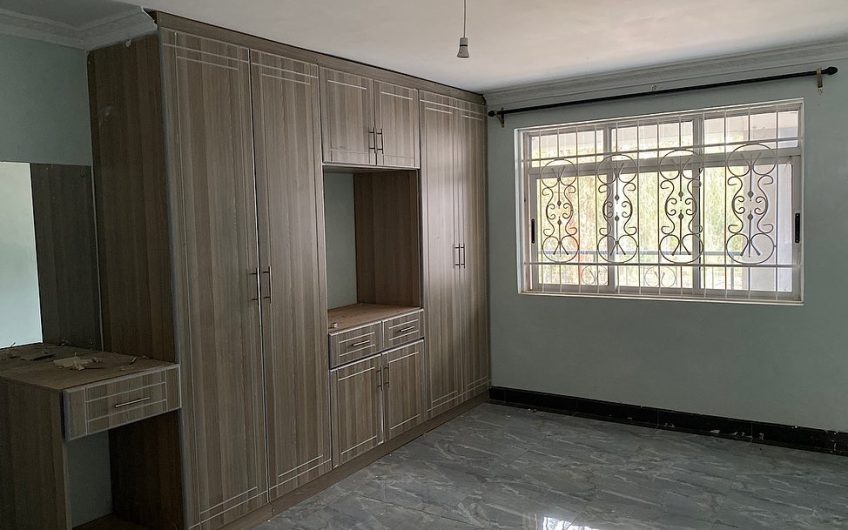 Spacious Modern 3-Bedroom Apartment for Rent in Karen – Prime Location Near Hillcrest