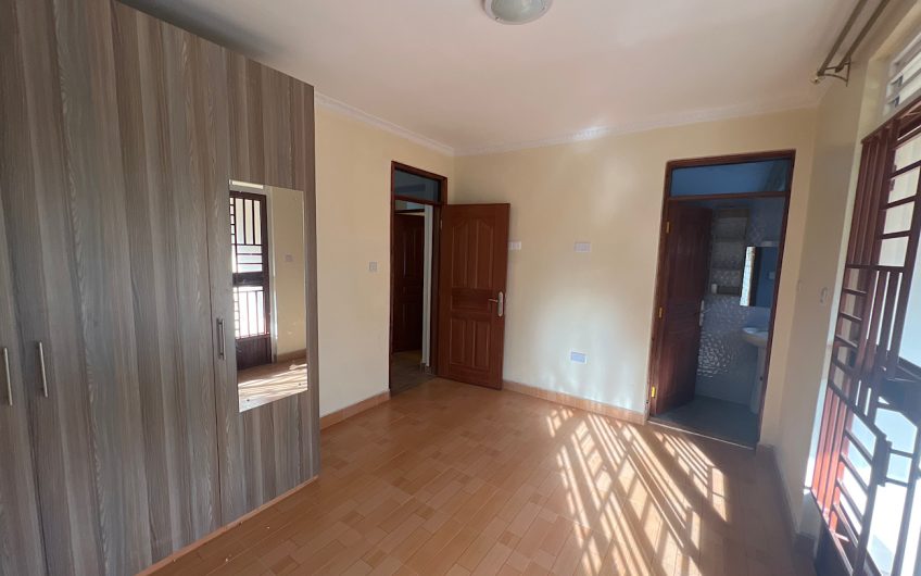 Executive 5-Bedroom House on Half Acre – Karen Rhino Park Road