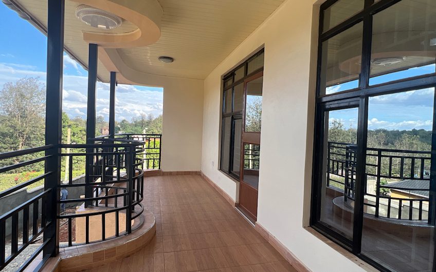 Executive 5-Bedroom House on Half Acre – Karen Rhino Park Road