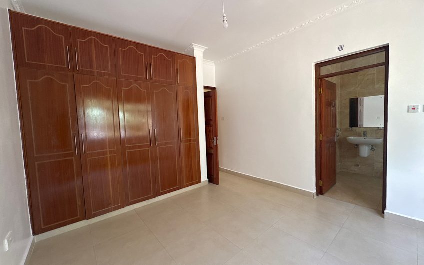 Elegant 3-Bedroom Bungalow for Rent – Bogani Road, Karen