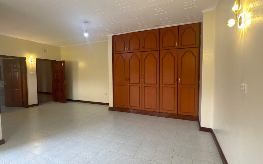 Luxury 5-Bedroom All En-Suite House for Rent in Karen, Silanga Road – Prime Location Near Tangaza College & Kenya School of Law