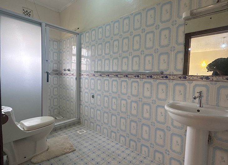 Luxury 5-Bedroom All En-Suite House for Rent in Karen, Silanga Road – Prime Location Near Tangaza College & Kenya School of Law
